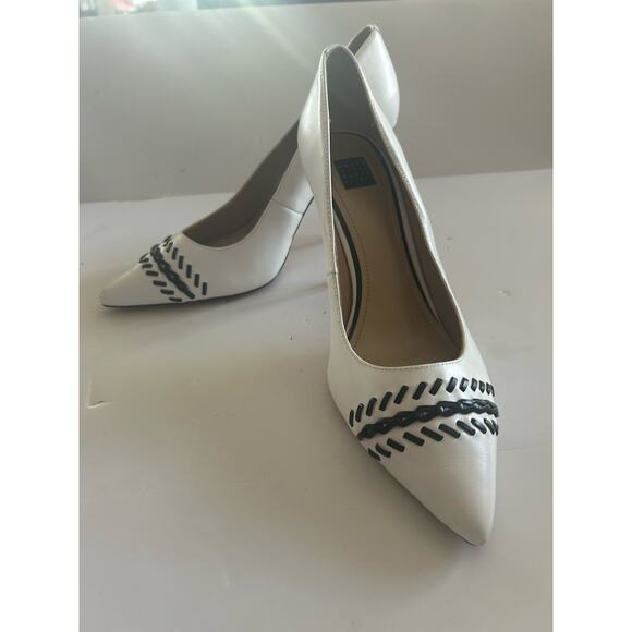 White House Black Market Shoes - White House Black Market WHBM 4" Heels Stiletto Whipstitch Pattern Size 9